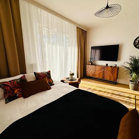 Millennium Talarowa Mango Warsaw